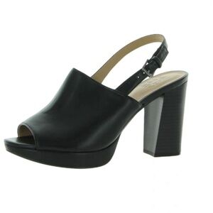 Naturalized Kaisley peep toe sandles